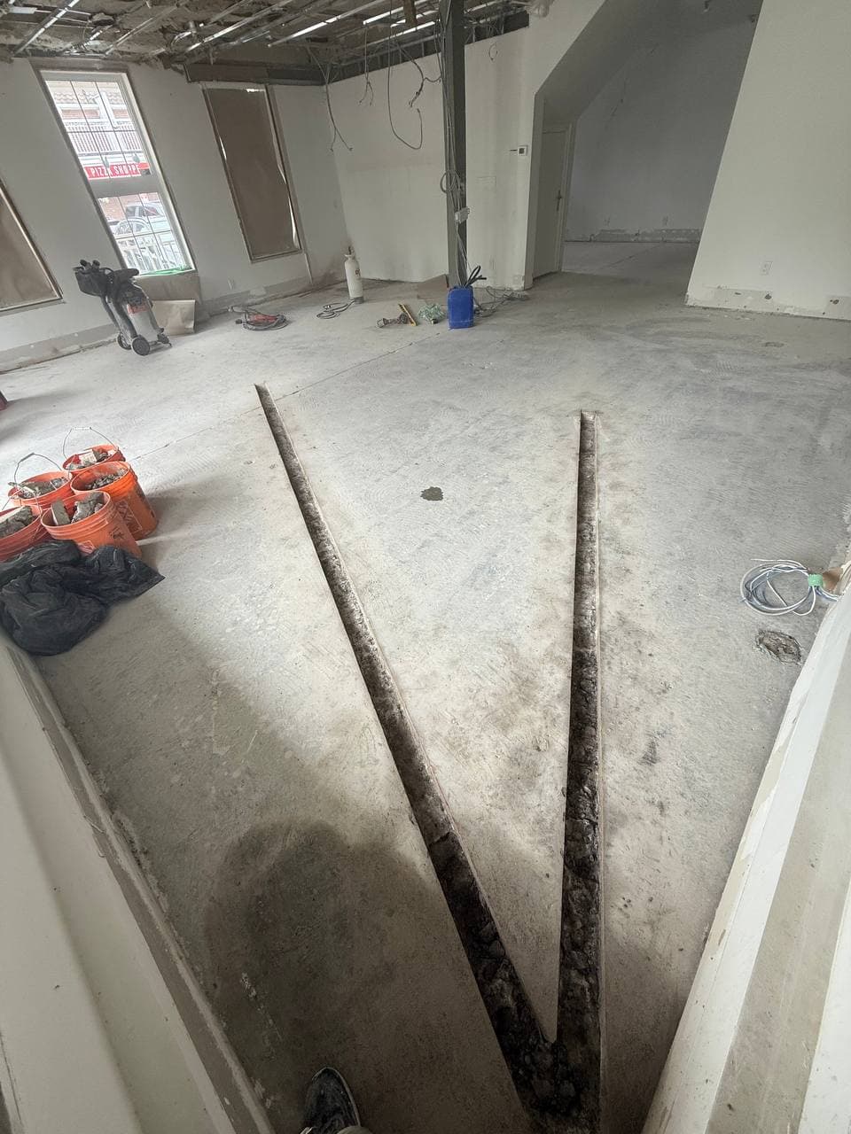 ultra narrow trench