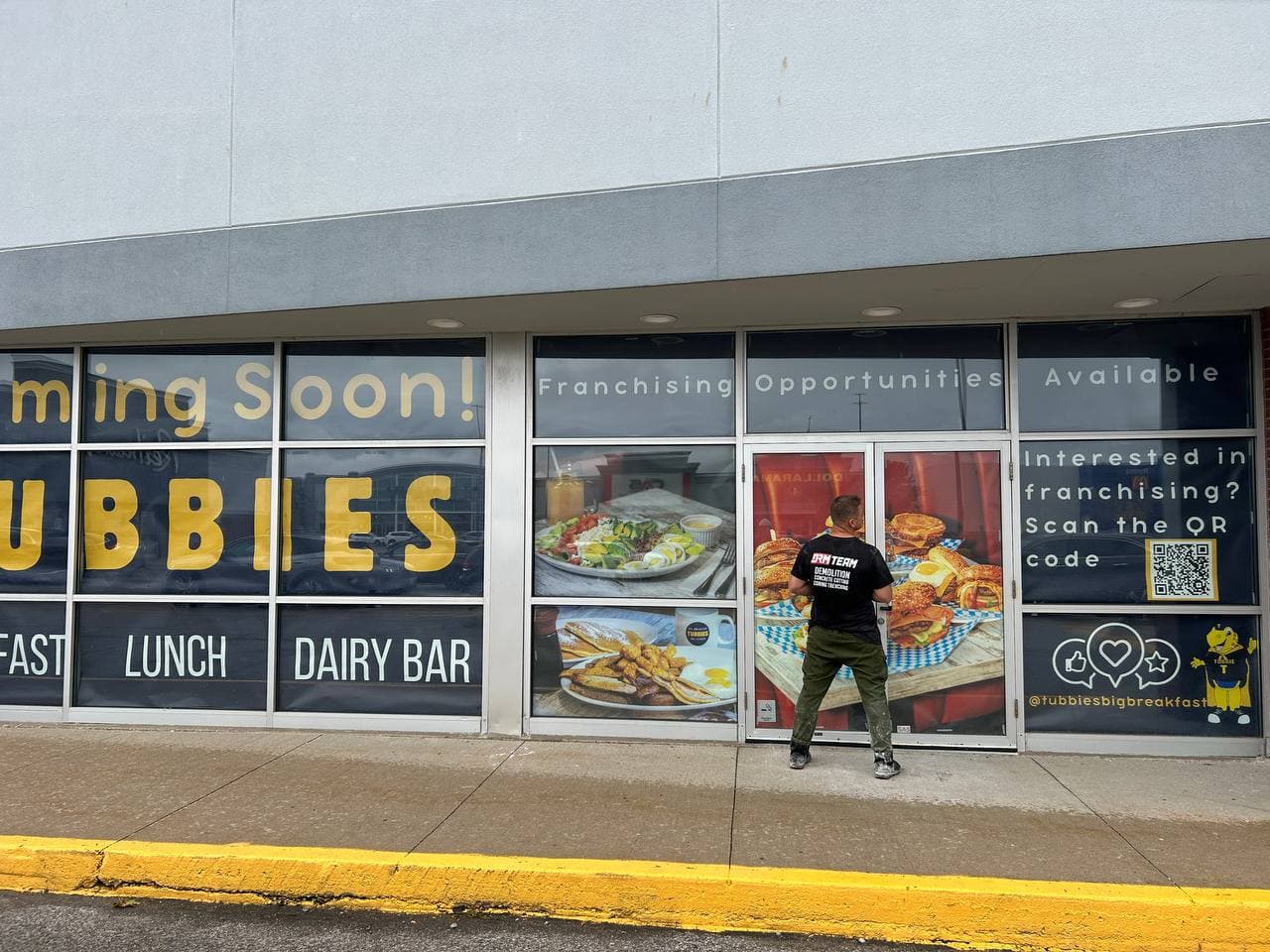 commercial unit before renovation